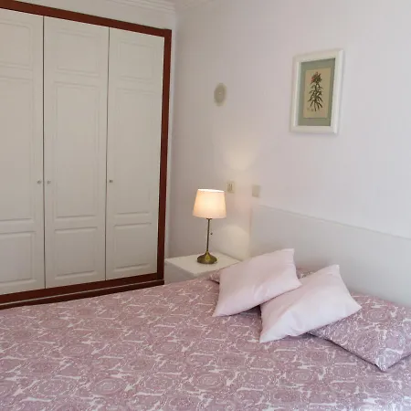 Apartamento Joao Xxi Apartment